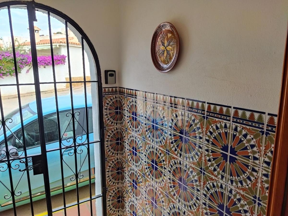 Delightful Burriana House With Magnificent Beach & Sea Views. Nerja Εξωτερικό φωτογραφία